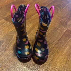 Toddler size 7 light up rain boots